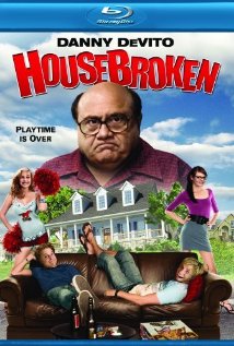 Tracis Mājās / House Broken
